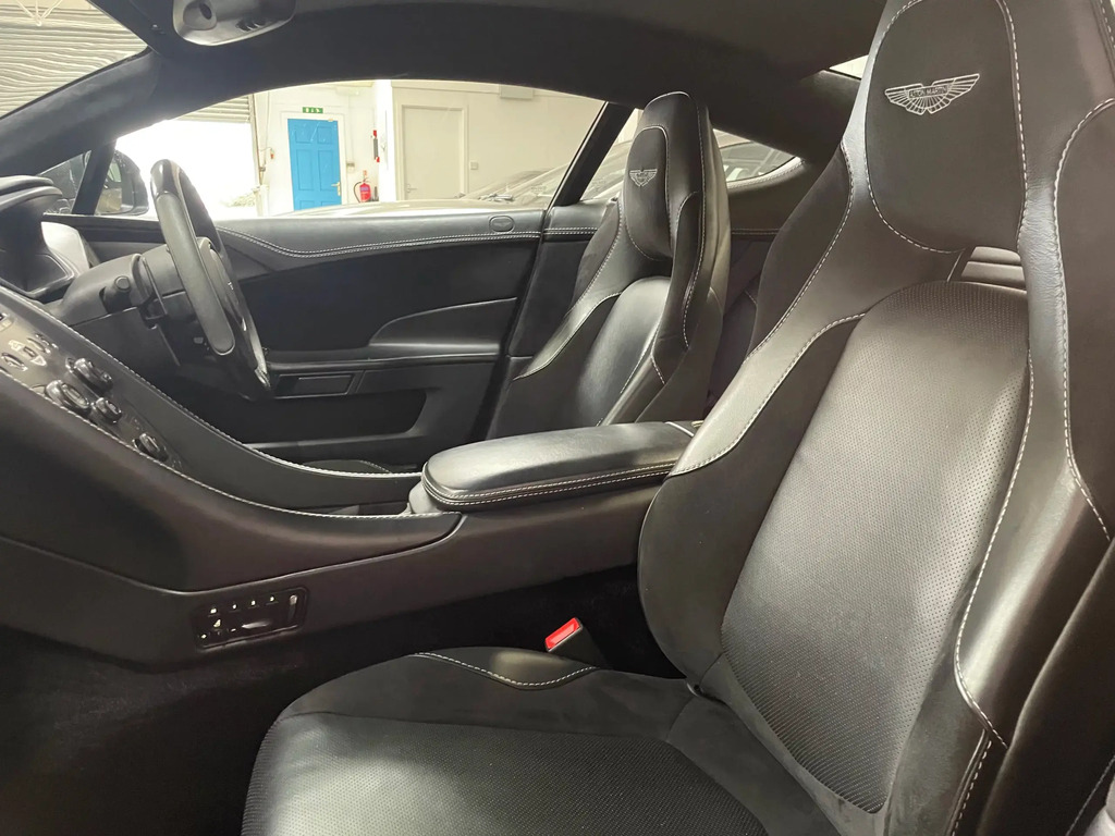 Aston Martin Vanquish V12 22 Touchtronic Silver #13