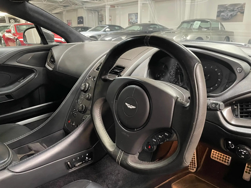 Aston Martin Vanquish V12 22 Touchtronic Silver #11