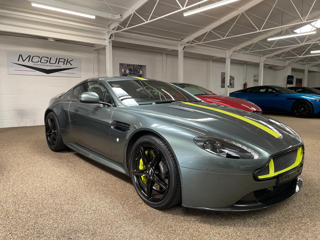 Aston Martin Vantage Vantage  #2