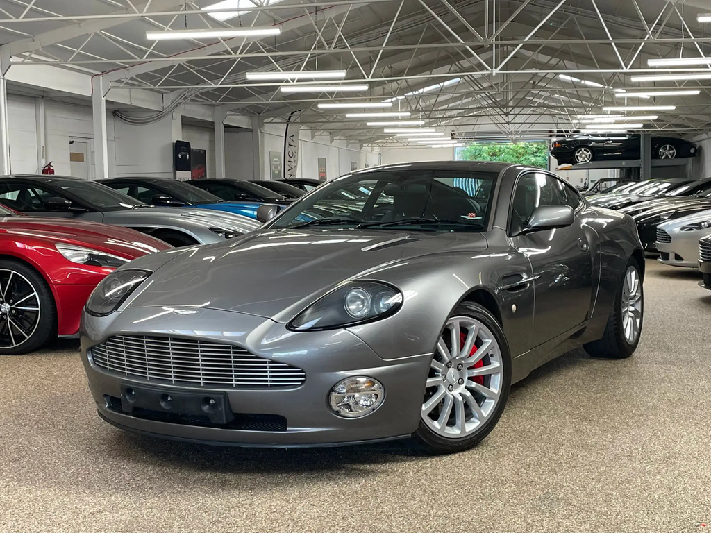 Aston Martin Vanquish V12 20 Silver #8
