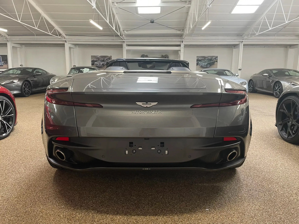 Aston Martin DB11 Volante  #6