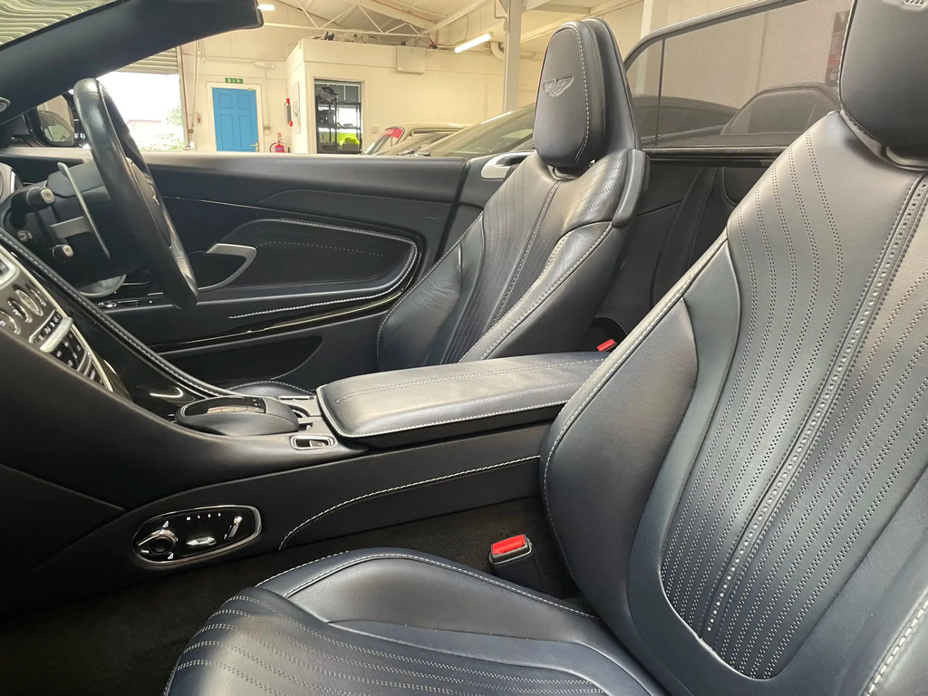 Aston Martin DB11 V12 Amr Touchtronic 2019 Silver #11