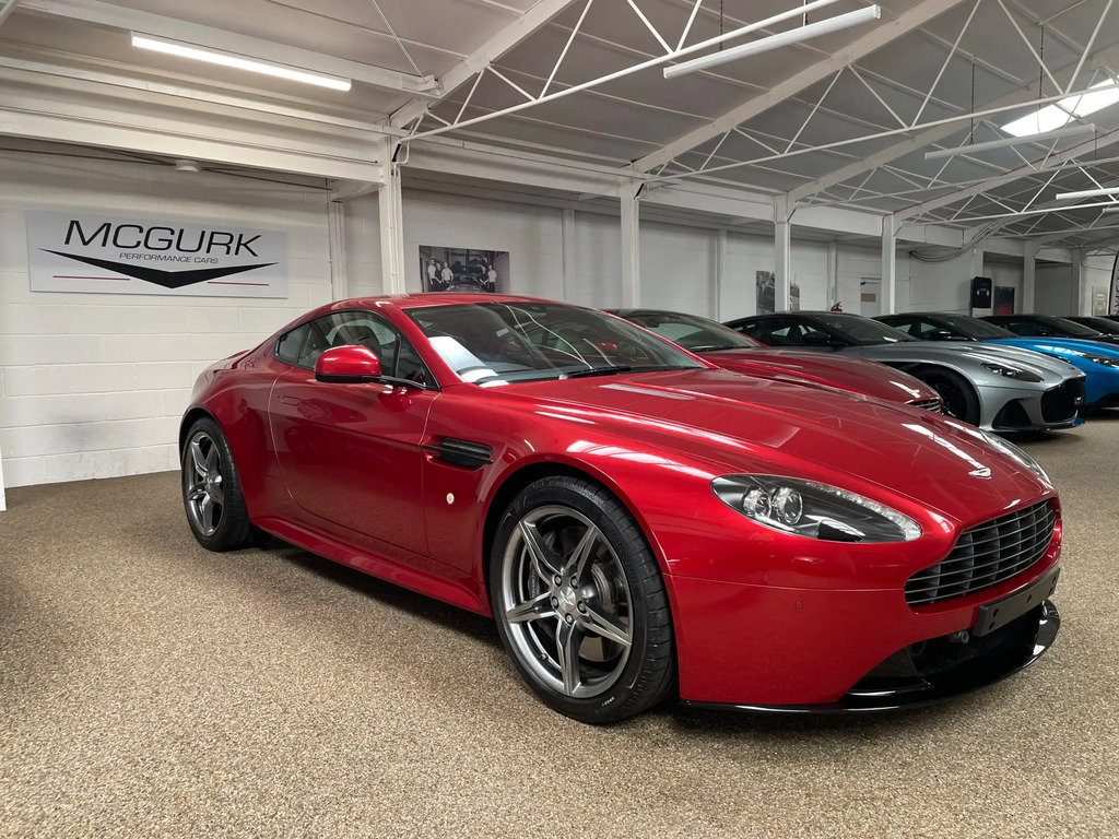Aston Martin Vantage Vantage S #2