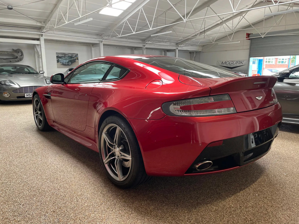 Aston Martin Vantage Vantage S #4