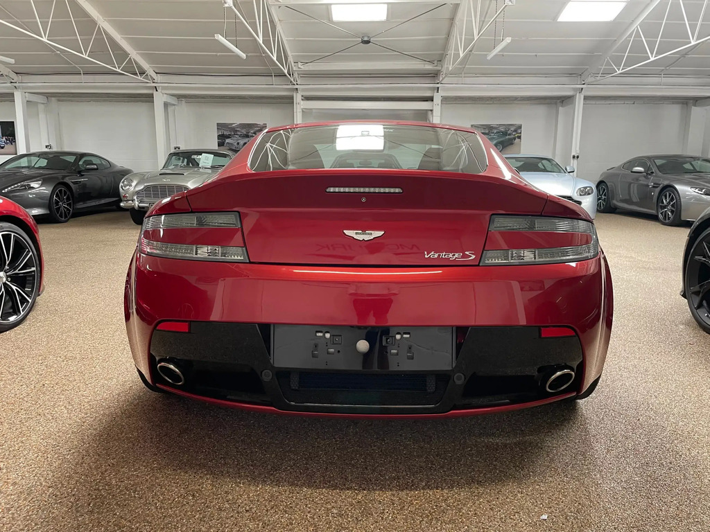 Aston Martin Vantage Vantage S #6