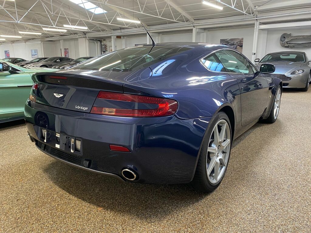 Aston Martin Vantage 4.3 #4