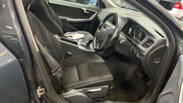 Volvo V60 2.0 D4 Business Edition Euro 6 Ss Black #8