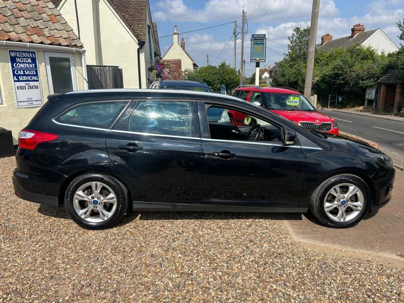 Ford Focus 1.6 Zetec Estate Euro 5 105 Ps PN11LSL Black #2