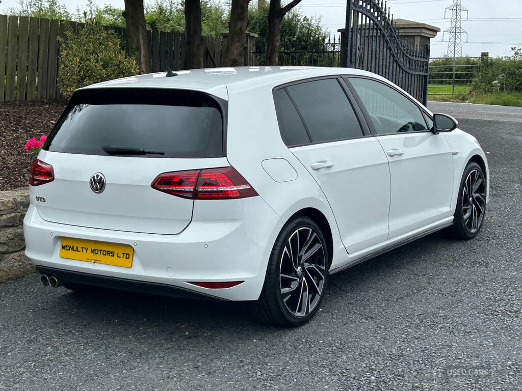 Volkswagen Golf 2.0 Tdi Gtd Nav SA17ZGP White #3