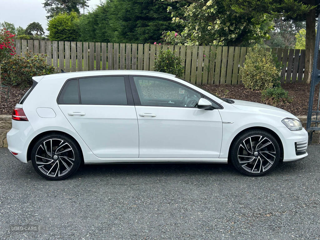 Volkswagen Golf 2.0 Tdi Gtd Nav SA17ZGP White #2