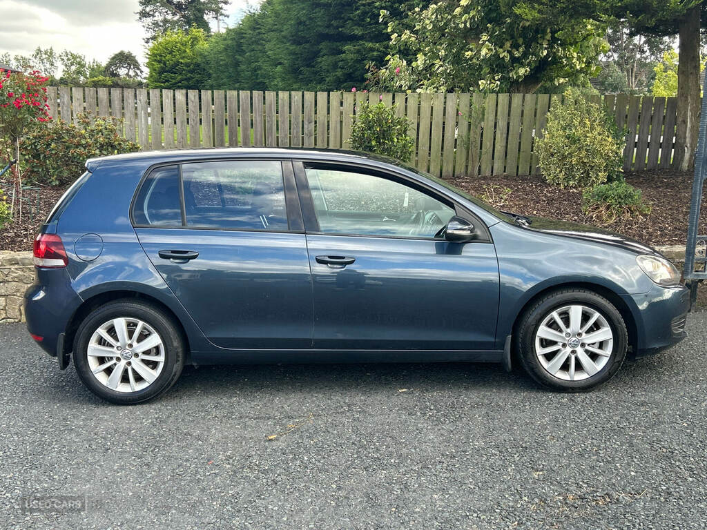 Volkswagen Golf 1.6 Tdi 105 Bluemotion Tech Match Blue #2