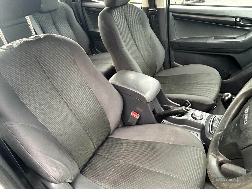 Isuzu D-Max 1.9 Td Blade 4Wd Euro 6 18,982 Car Detail #11