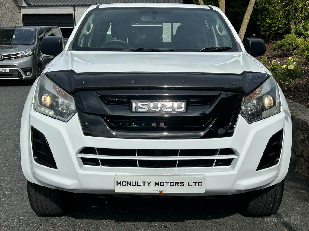 Isuzu D-Max 1.9 Td Blade 4Wd Euro 6 18,982 Car Detail #4
