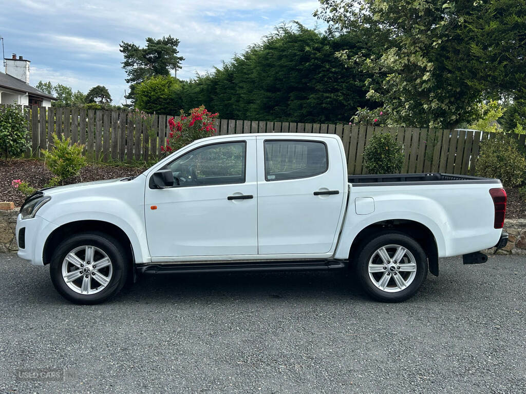 Isuzu D-Max 1.9 Td Blade 4Wd Euro 6 18,982 Car Detail #6