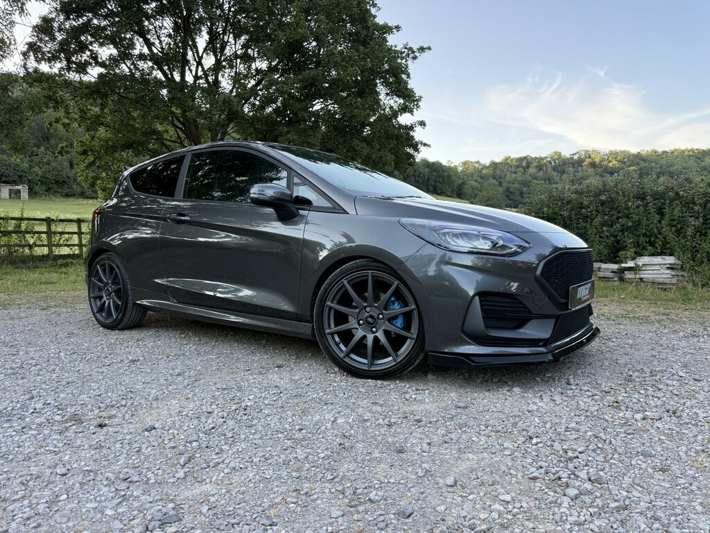 Ford Fiesta Hatchback 1.5 Fiesta St-2 1.5L Ecoboost 200 Grey