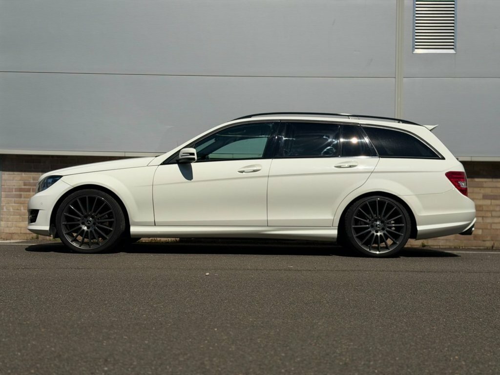 Mercedes-Benz C Class 3L Sport Edition 125 White #3