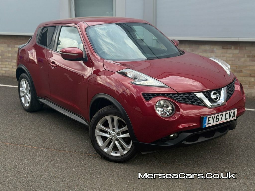 Nissan Juke 1.2L N-connecta Red