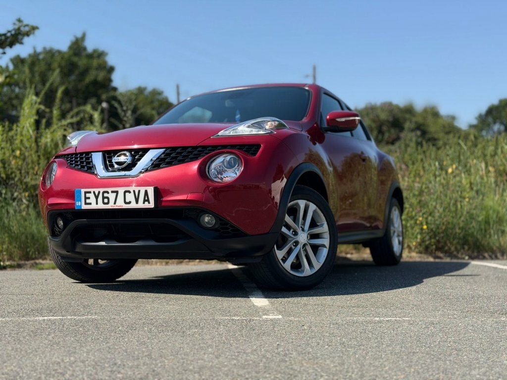 Nissan Juke 1.2L N-connecta EY67CVA Red