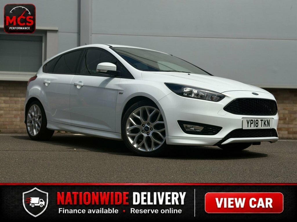 Ford Focus 1L St-line White