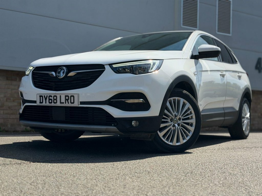 Vauxhall Grandland X 1.2L Sport Nav White #2