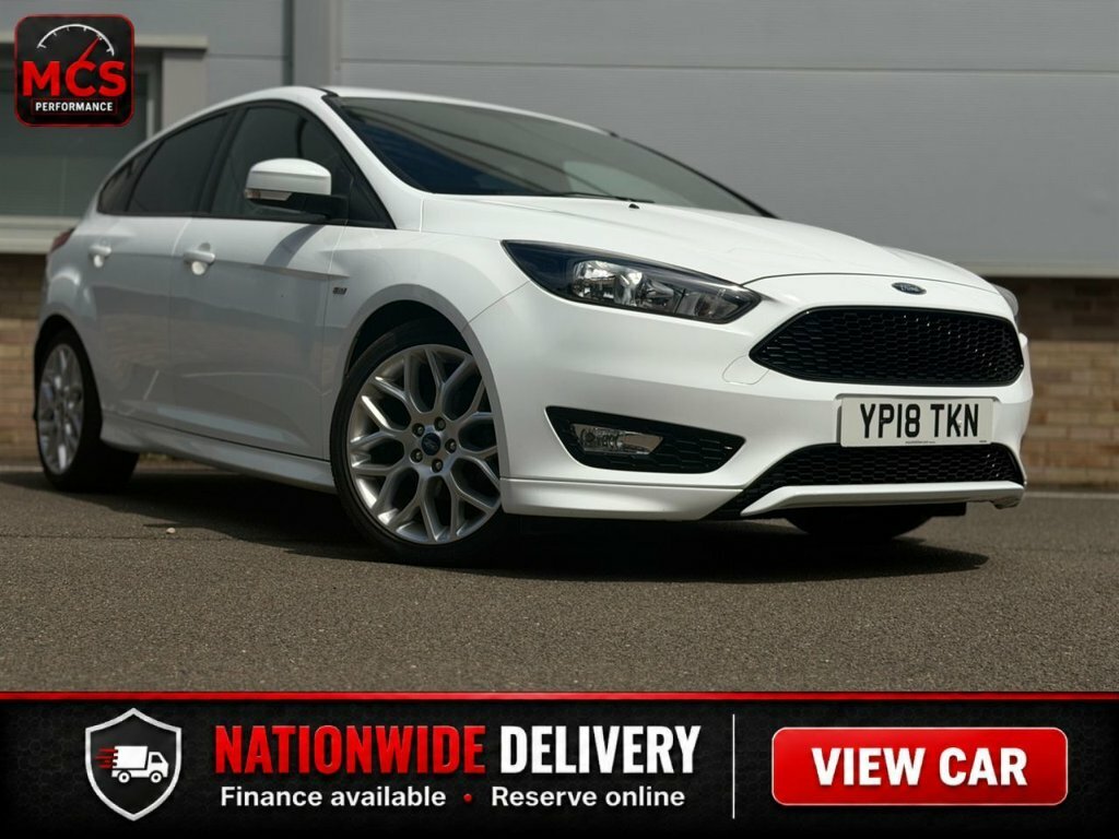 Ford Focus 1L St-line White