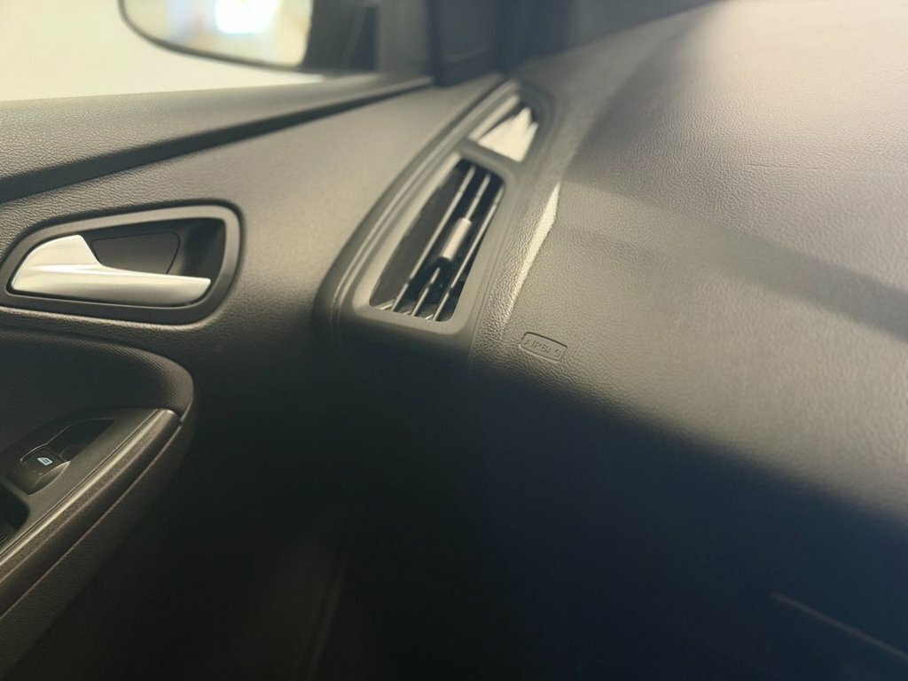 Ford Focus 1L St-line White #5