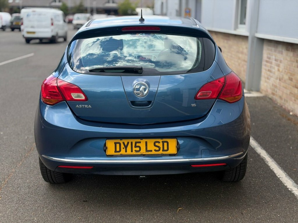 Vauxhall Astra 1.6L Design Blue #6