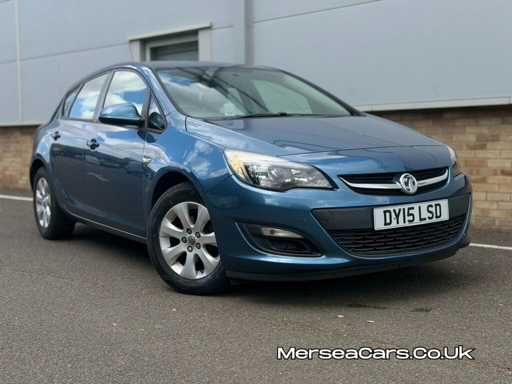 Vauxhall Astra 1.6L Design Blue