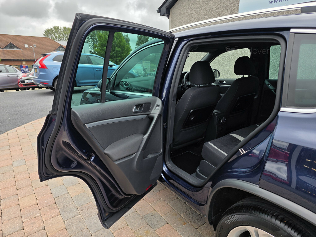 Volkswagen Tiguan 2.0 Tdi Bluemotion Tech Match 4Motion 150 Dsg Grey #12