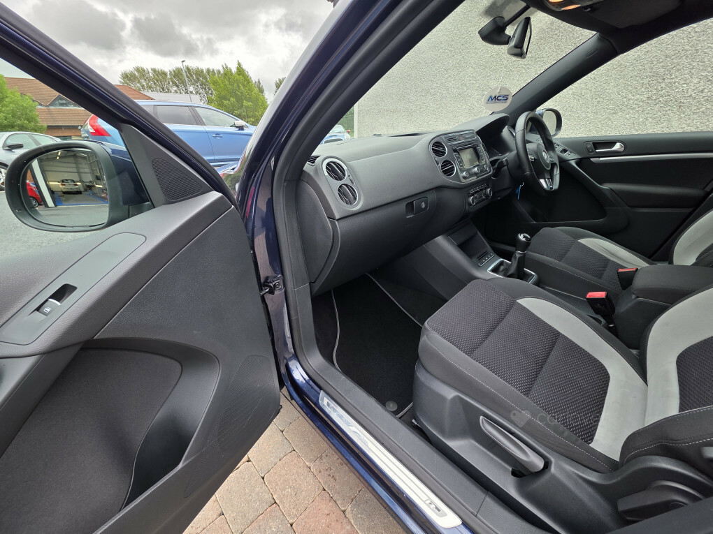 Volkswagen Tiguan 2.0 Tdi Bluemotion Tech Match 4Motion 150 Dsg Grey #10