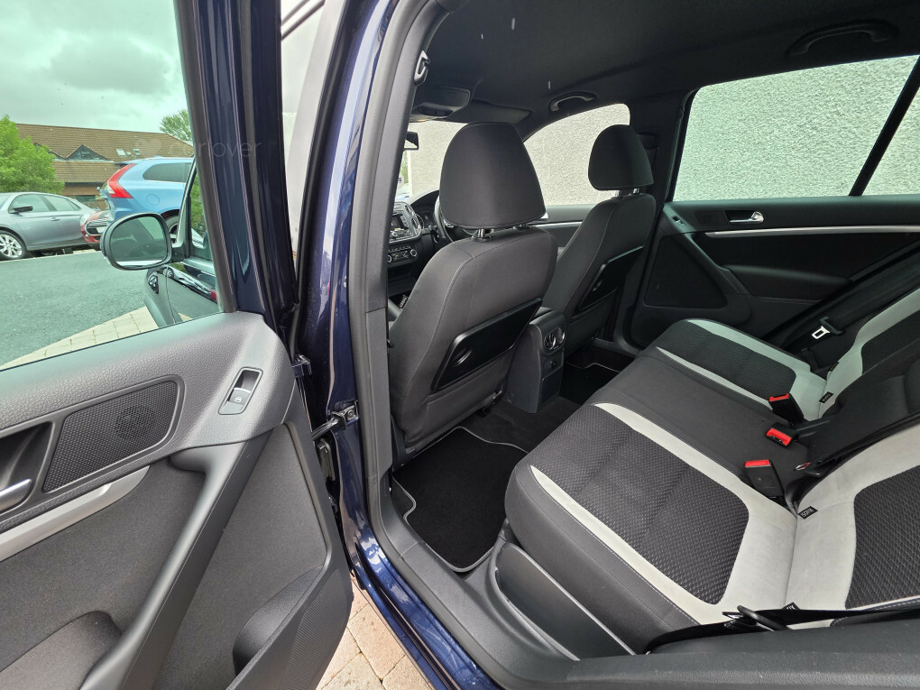 Volkswagen Tiguan 2.0 Tdi Bluemotion Tech Match 4Motion 150 Dsg Grey #13