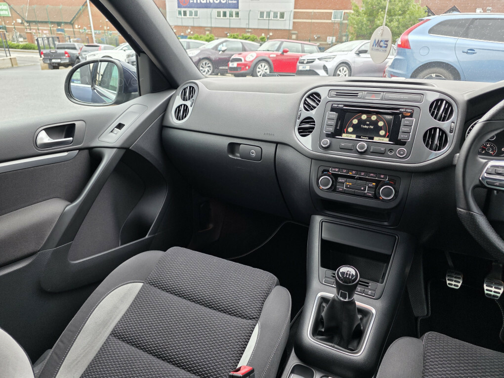 Volkswagen Tiguan 2.0 Tdi Bluemotion Tech Match 4Motion 150 Dsg Grey #17