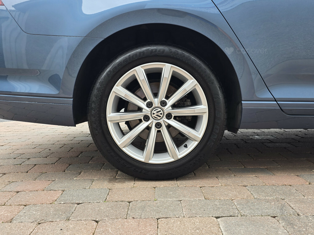 Volkswagen Passat 1.4 Tsi Gte 218Ps Phev Dsg Estate Blue #31