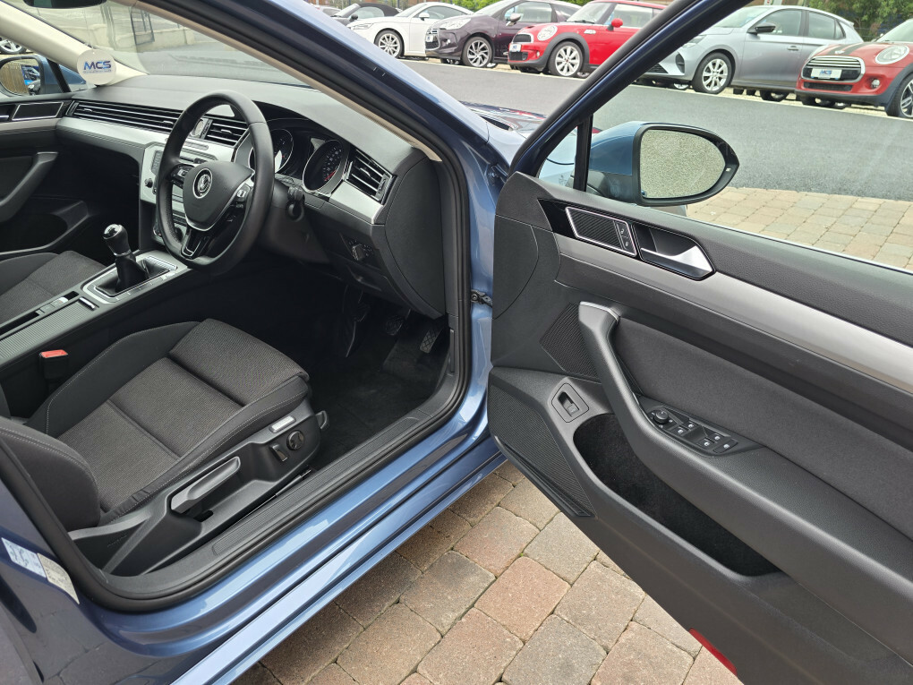 Volkswagen Passat 1.4 Tsi Gte 218Ps Phev Dsg Estate Blue #23