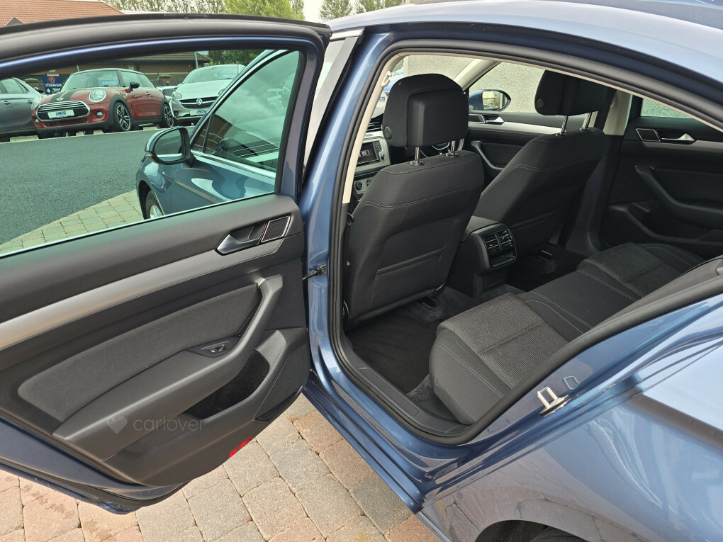 Volkswagen Passat 1.4 Tsi Gte 218Ps Phev Dsg Estate Blue #37