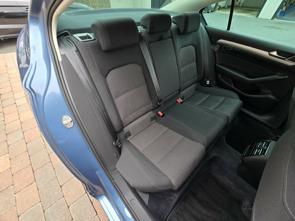 Volkswagen Passat 1.4 Tsi Gte 218Ps Phev Dsg Estate Blue #25