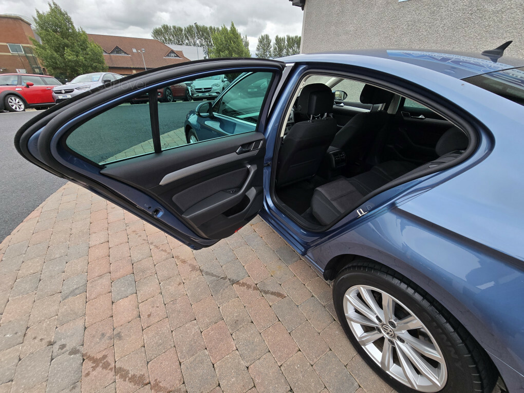 Volkswagen Passat 1.4 Tsi Gte 218Ps Phev Dsg Estate Blue #36