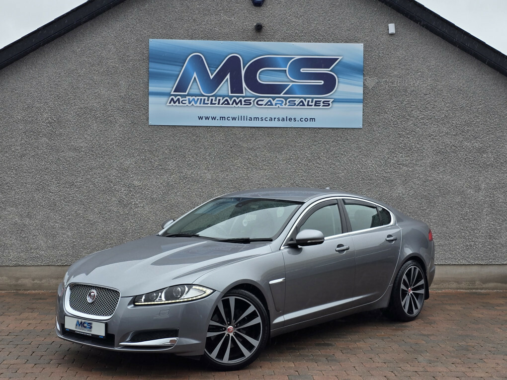 Jaguar XF Luxury V6 D #4