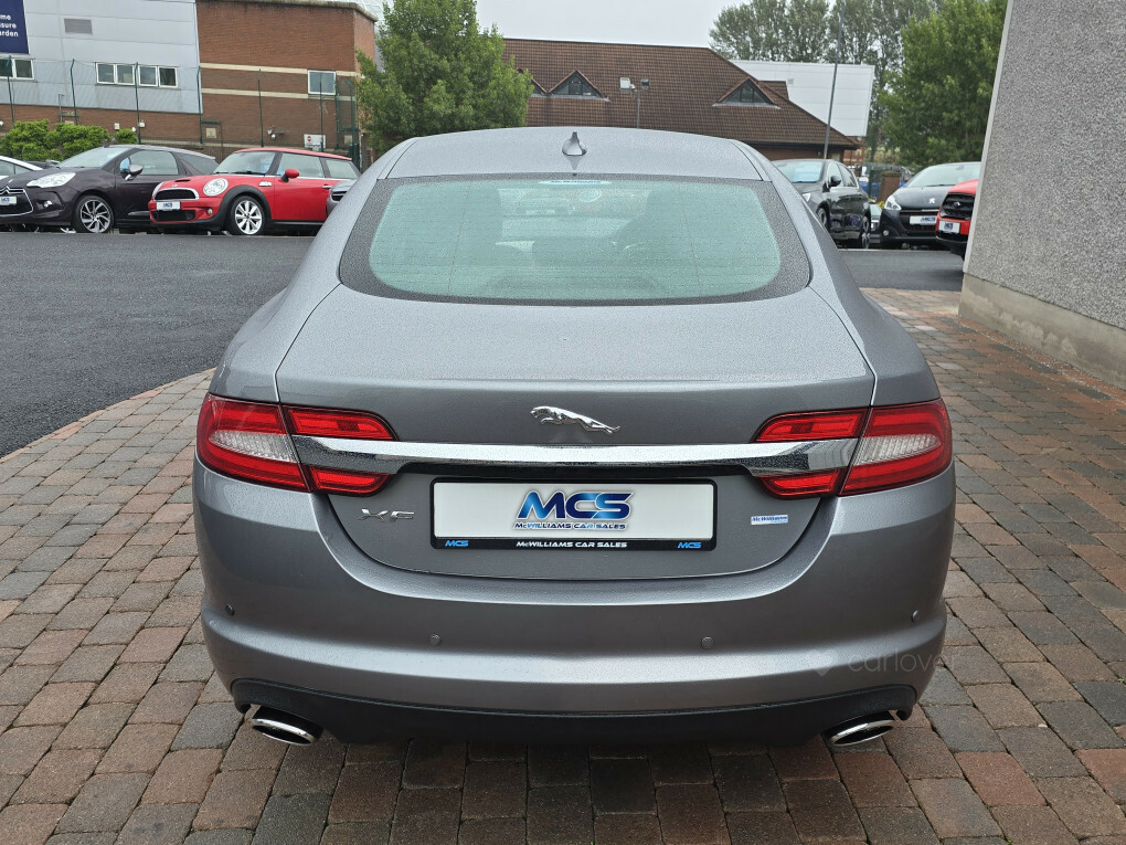 Jaguar XF 2.2D Luxury Saloon Euro 5 Ss 1 White #13