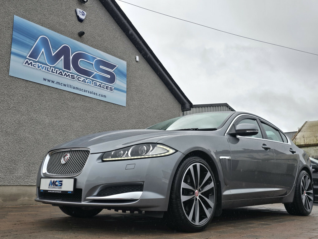 Jaguar XF 2.2D Luxury Saloon Euro 5 Ss 1 White #17