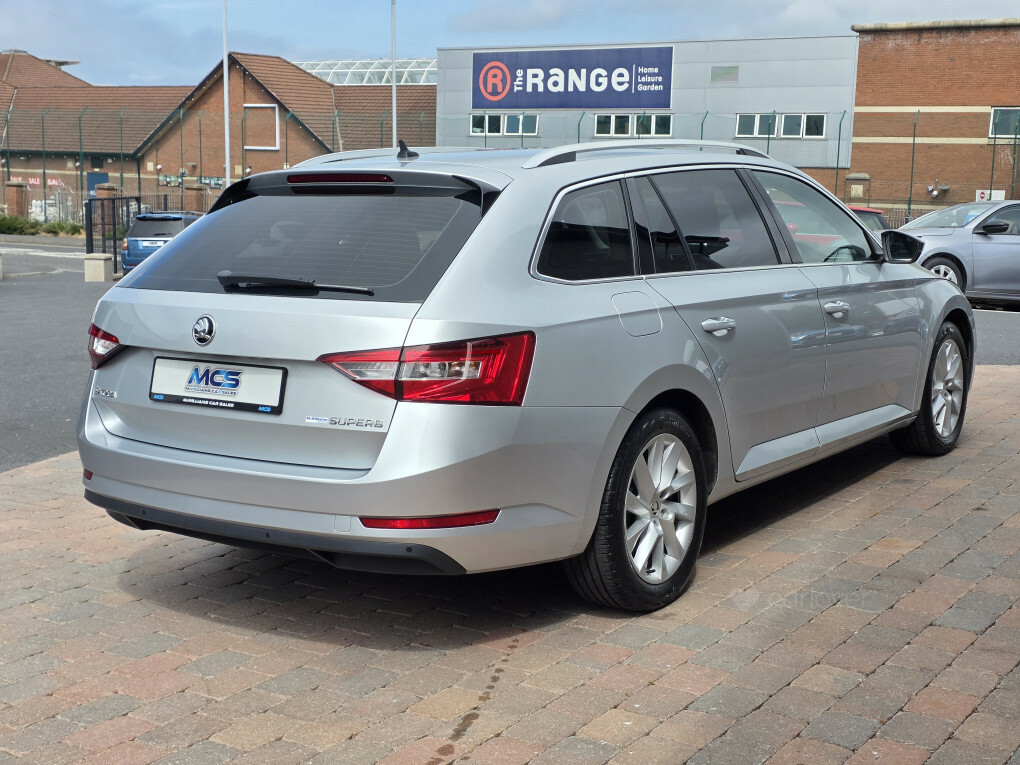 Skoda Superb Superb Se L Executive Tdi S-a Black #41
