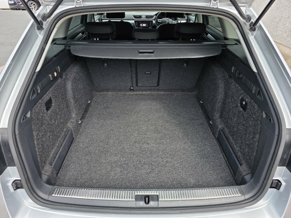 Skoda Superb Superb Se L Executive Tdi S-a Black #33