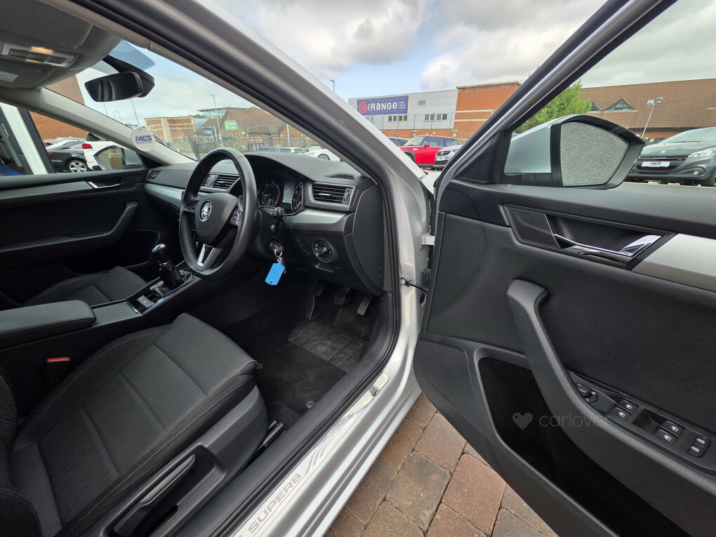 Skoda Superb Superb Se L Executive Tdi S-a Black #22
