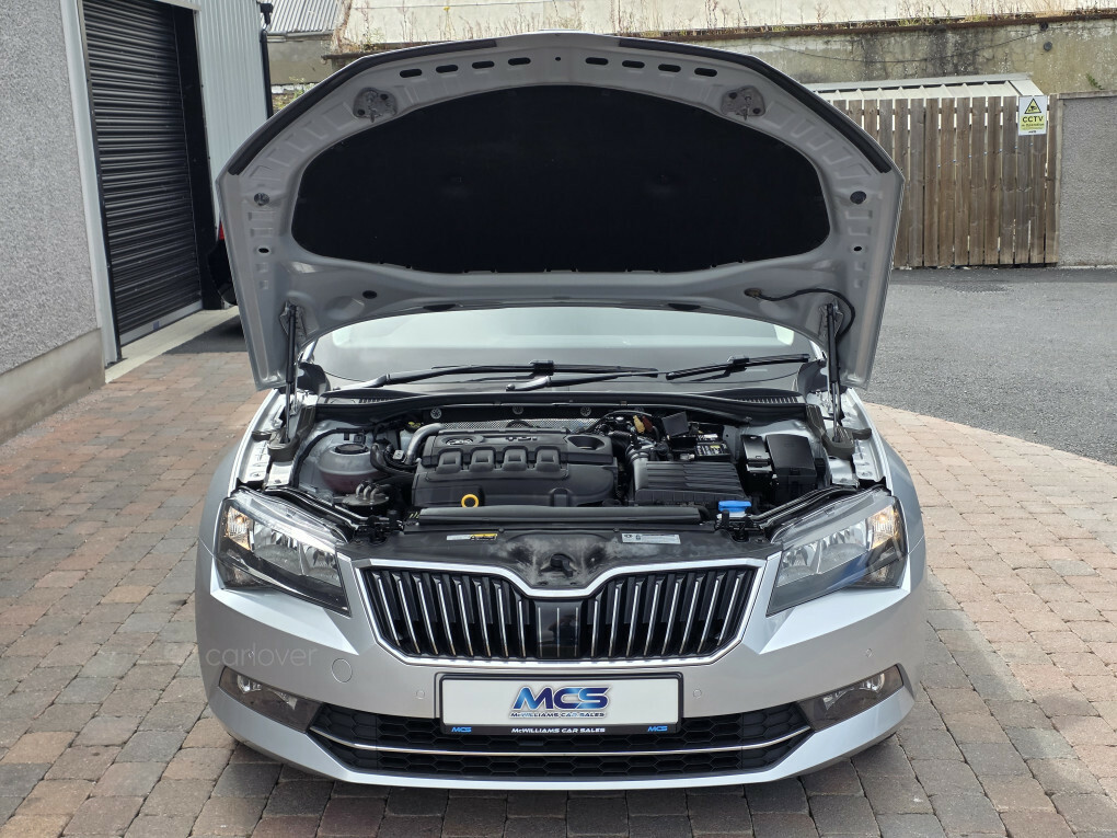 Skoda Superb Superb Se L Executive Tdi S-a Black #34