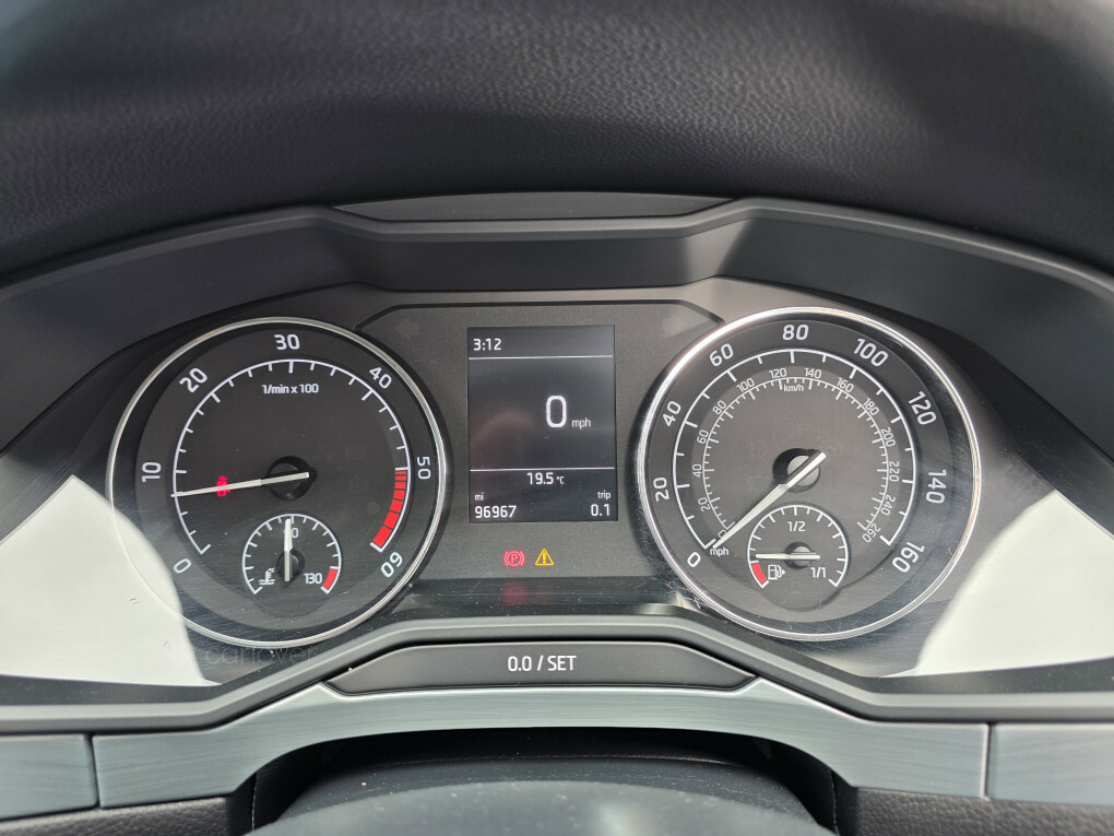 Skoda Superb Superb Se L Executive Tdi S-a Black #26