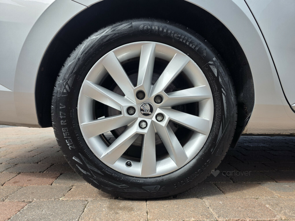 Skoda Superb Superb Se L Executive Tdi S-a Black #36