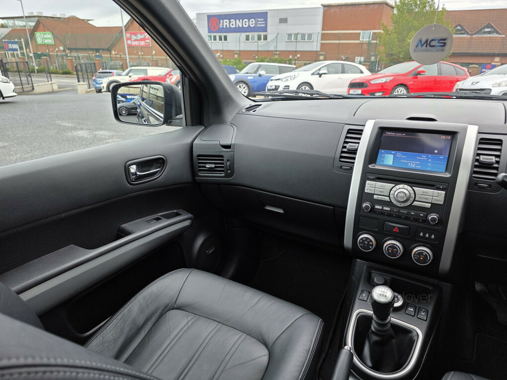 Nissan X-Trail Dci Tekna Silver #17