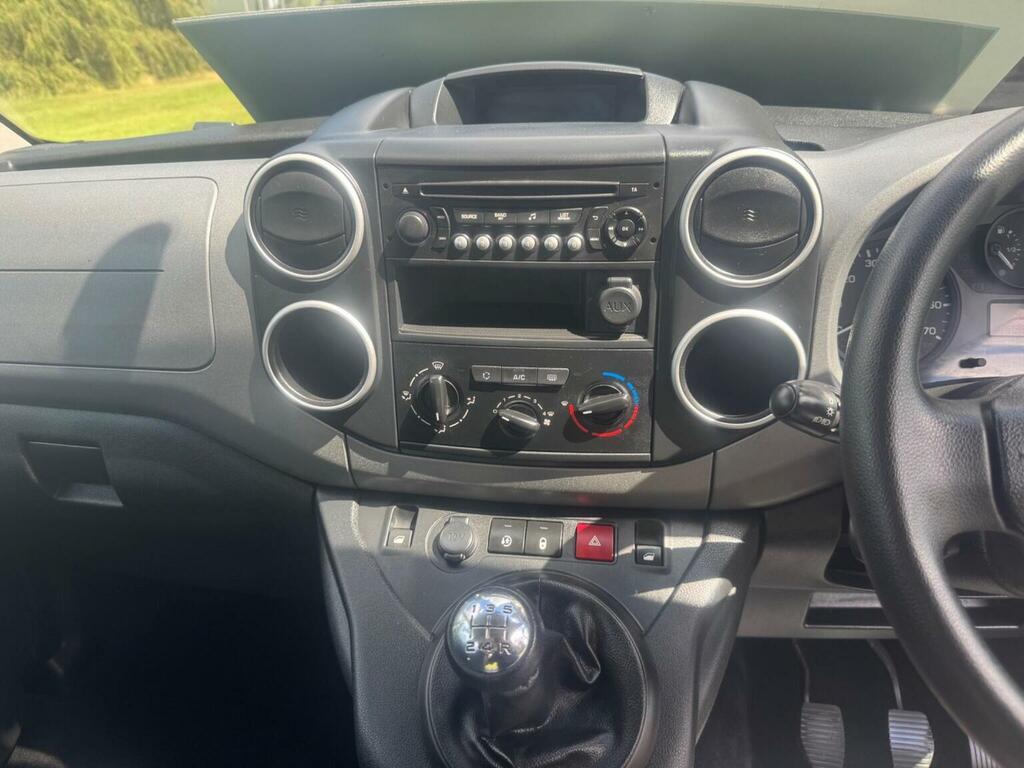Peugeot Partner Tepee 1.6L Allure Grey #23