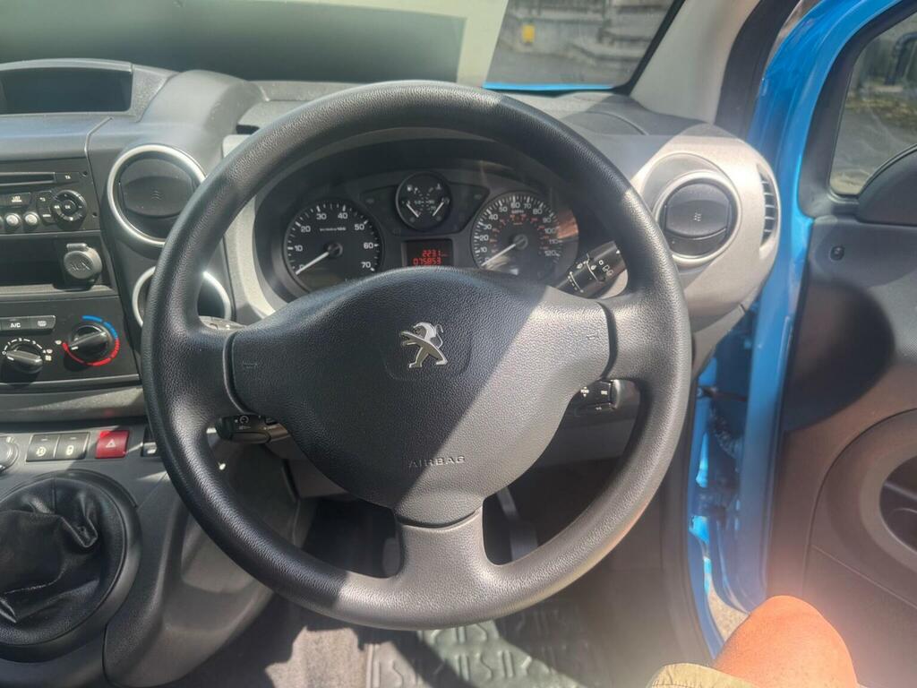 Peugeot Partner Tepee 1.6L Allure Grey #24