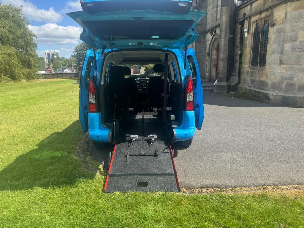 Peugeot Partner Tepee 1.6L Allure Grey #19